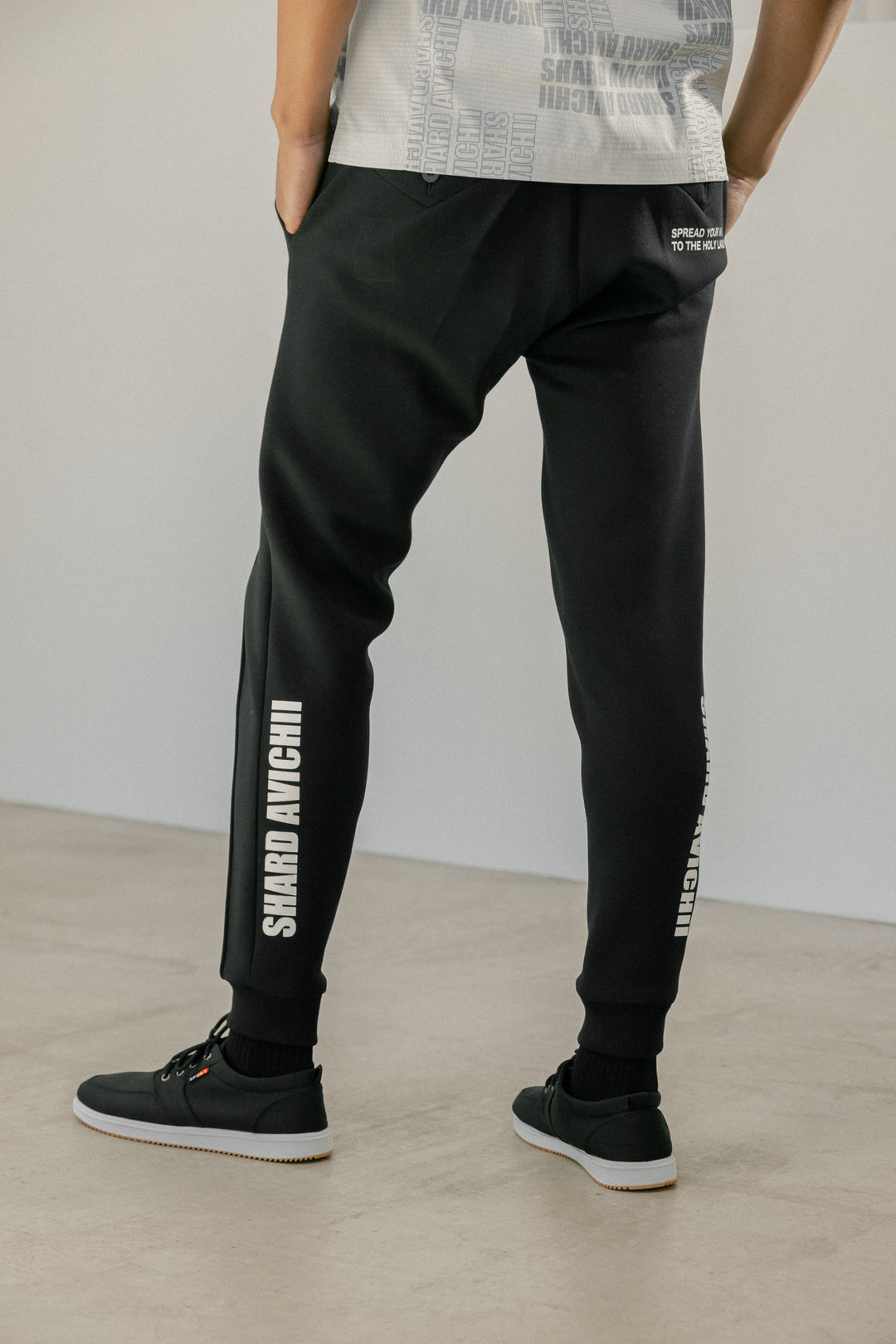 HIGH PERFORMANCE PANTS